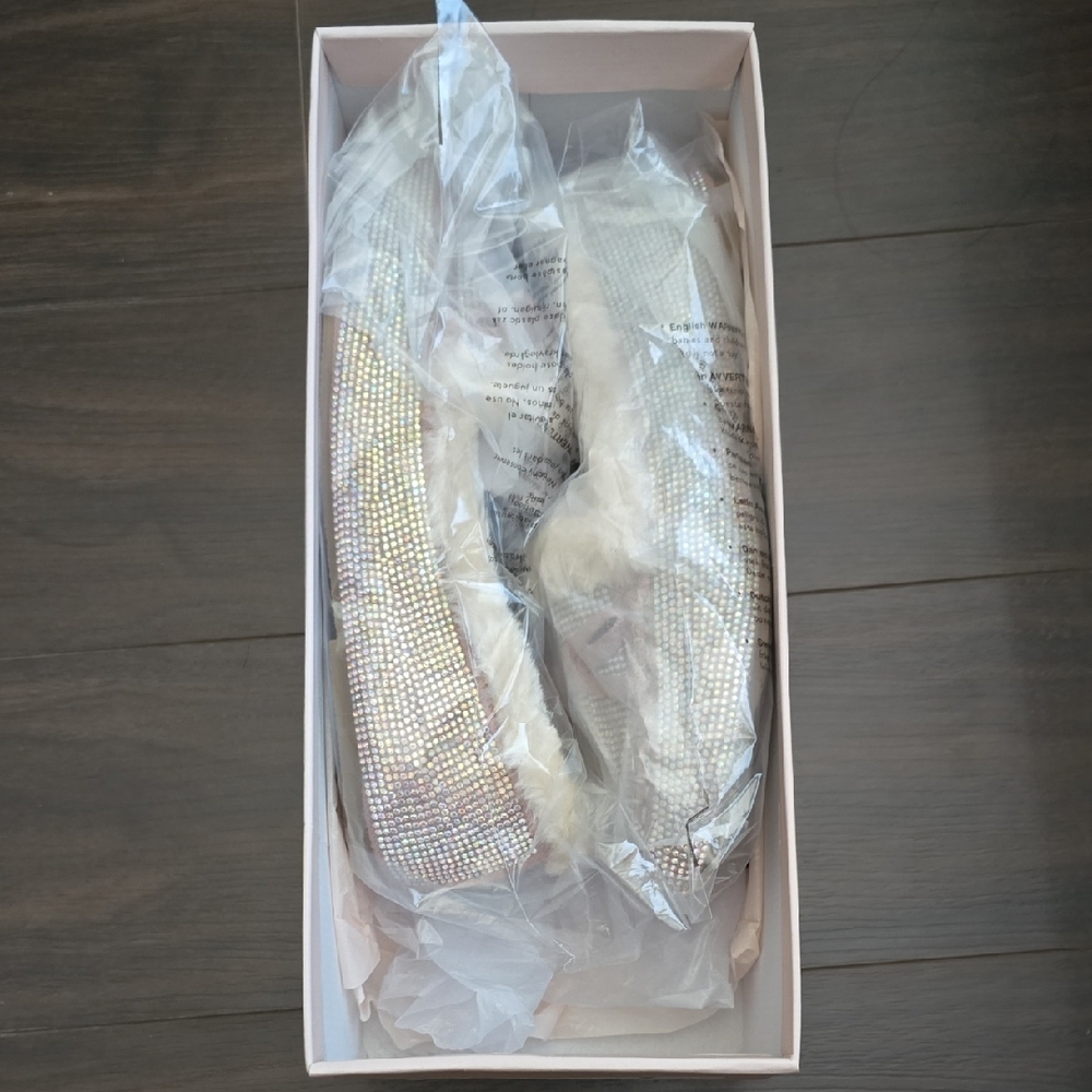 NWT JustFab Rhinestone Moccasins - Picture 5 of 6